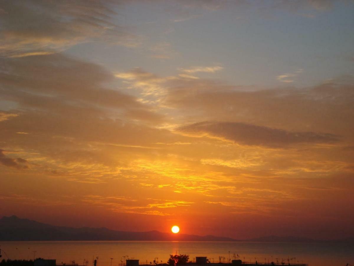 Vila Smile House Near Athens Airport 300M From The Sea Artemida  Exteriér fotografie